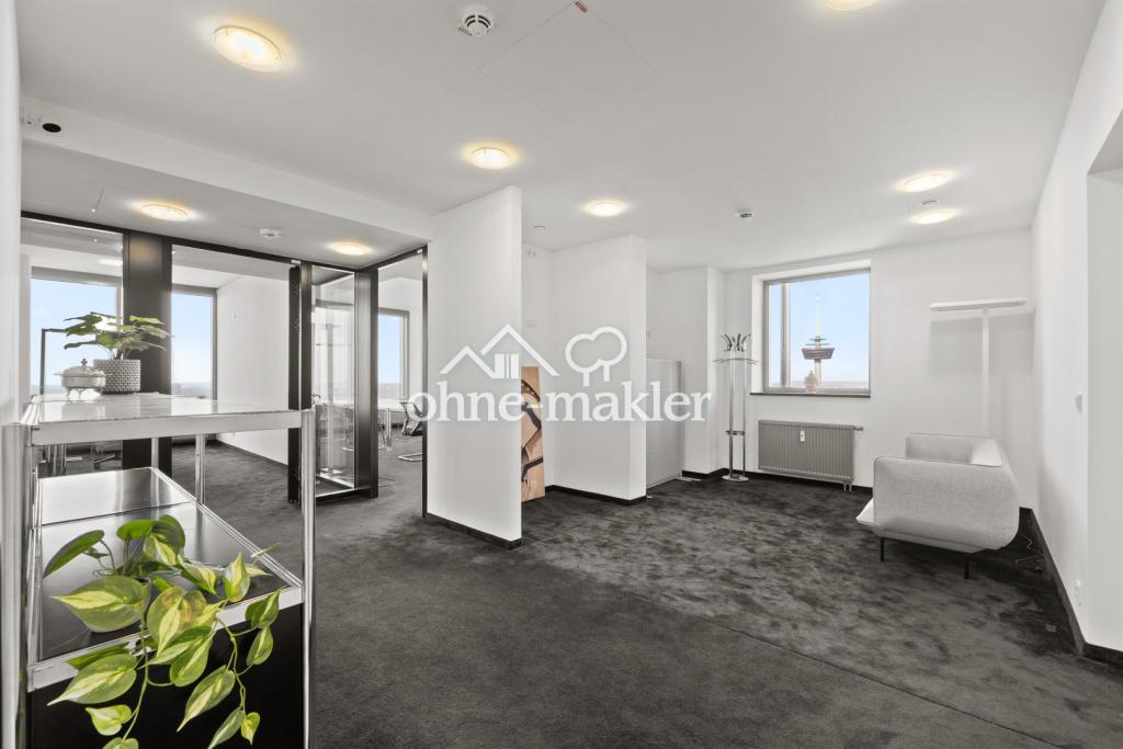 Eingang Büro 38 OG