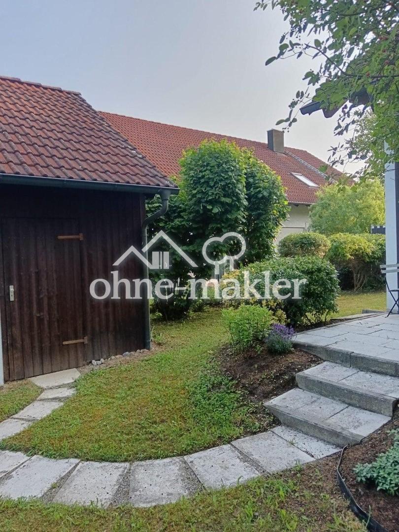 Garten mit Schuppen