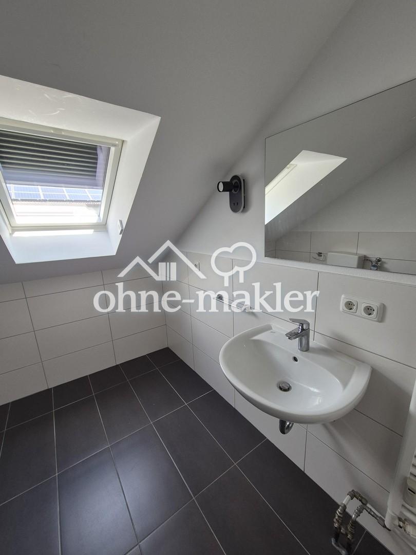Offene Dachgeschosswohnung in ruhiger Umgebung - Foto 4