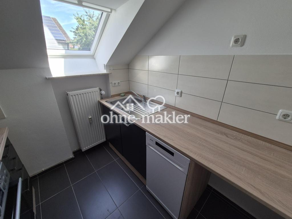 Offene Dachgeschosswohnung in ruhiger Umgebung - Foto 2