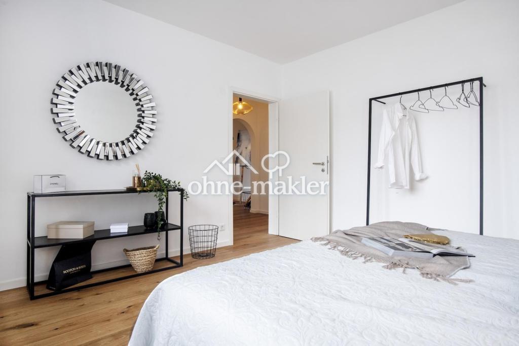 Schlafzimmer III