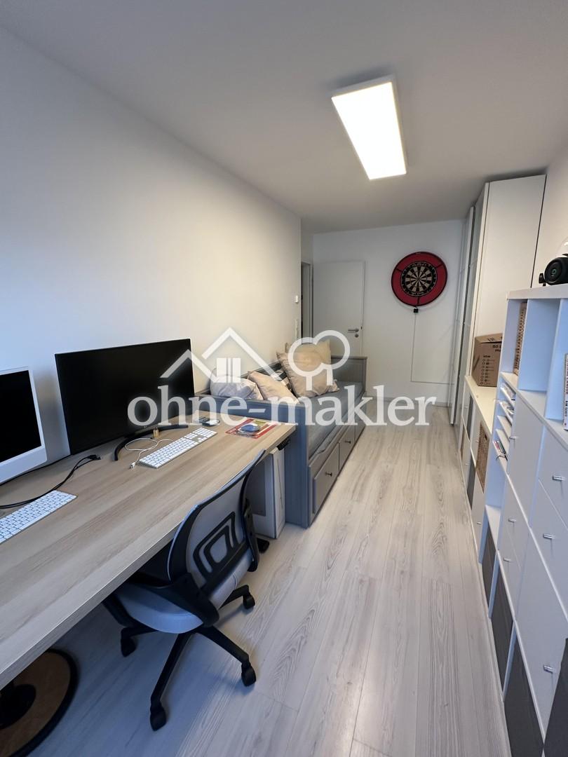 Zimmer 1 OG (2/2)