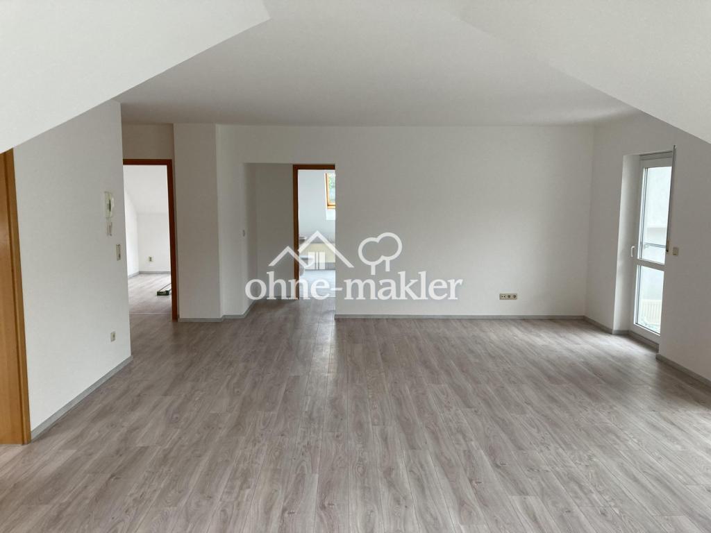 Riesiges Wohnzimmer