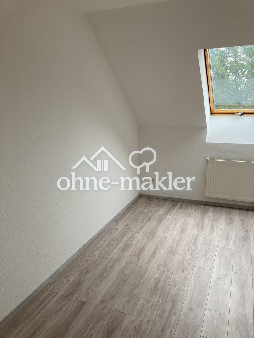 Arbeits- oder Kinderzimmer