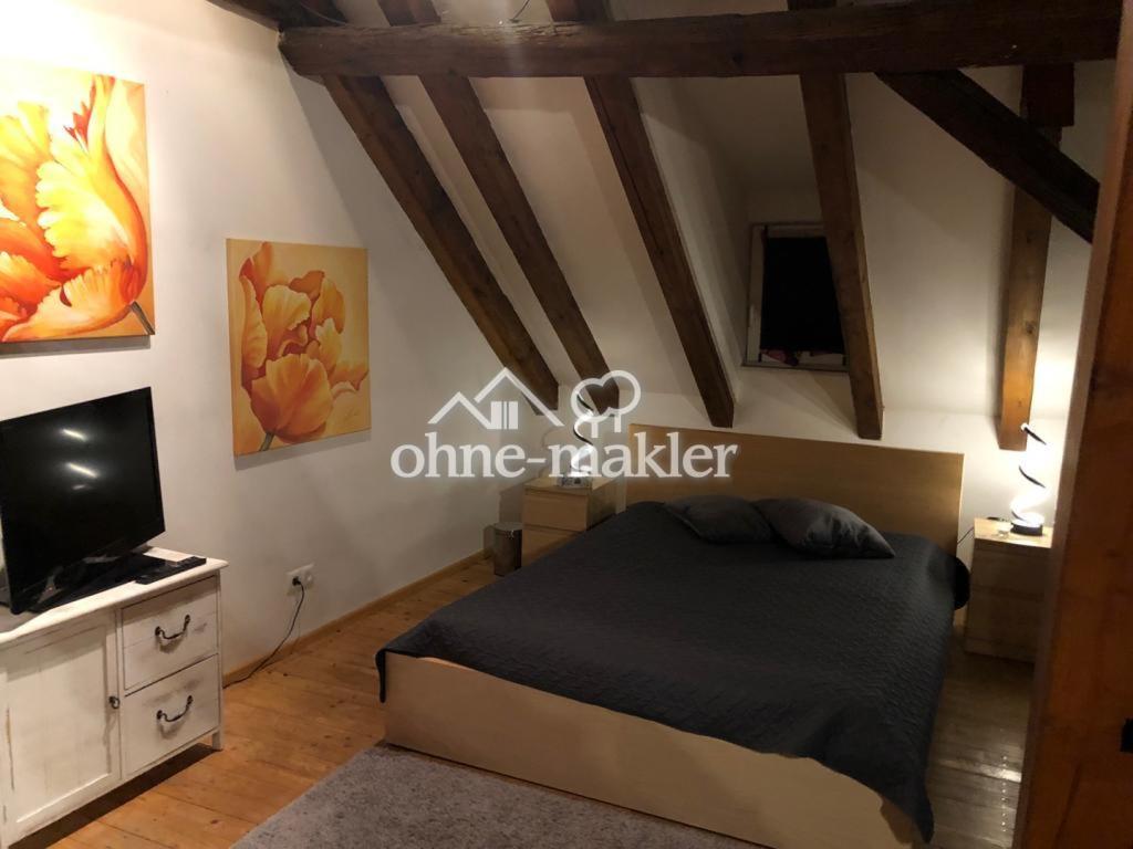 Bett, 1. OG links