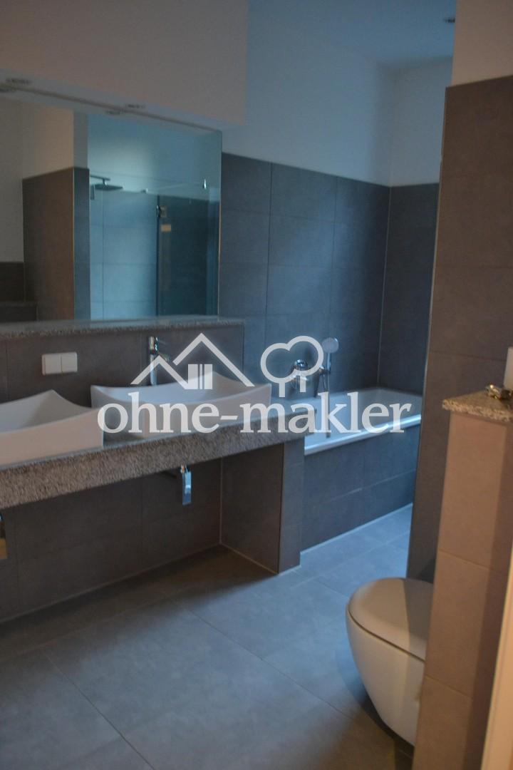 Hauptbadezimmer