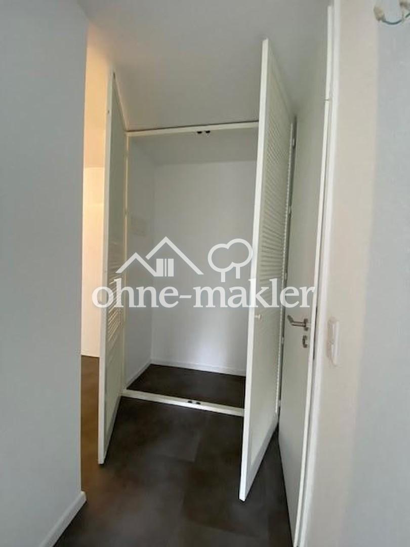 Großer Einbauschrank
