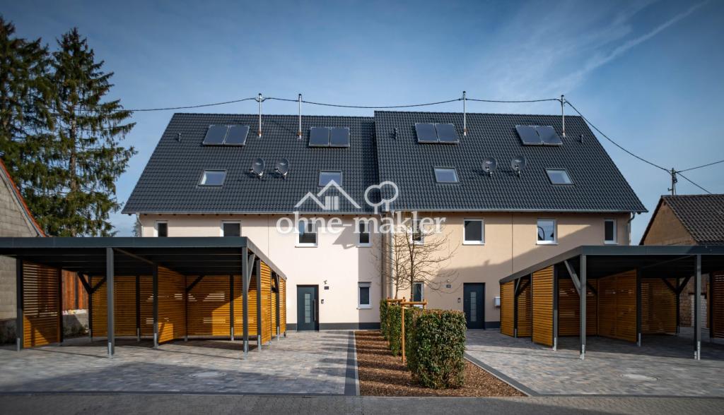 Reihenhausanlage mit 4 WE