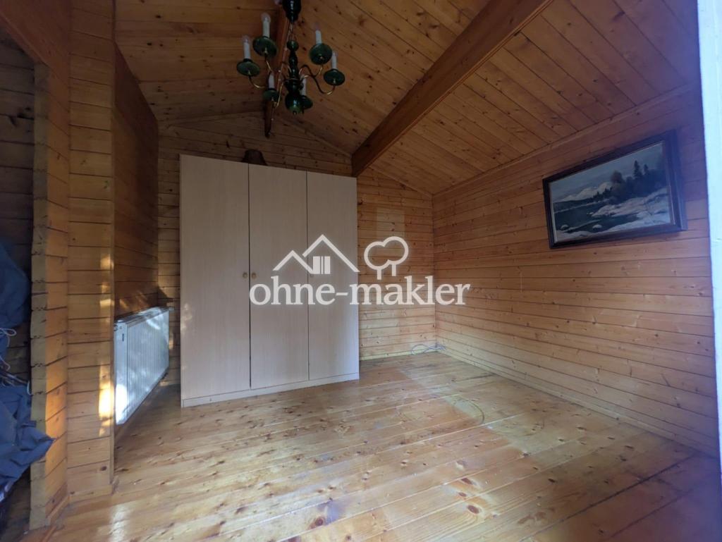 Zimmer im Gartenhaus