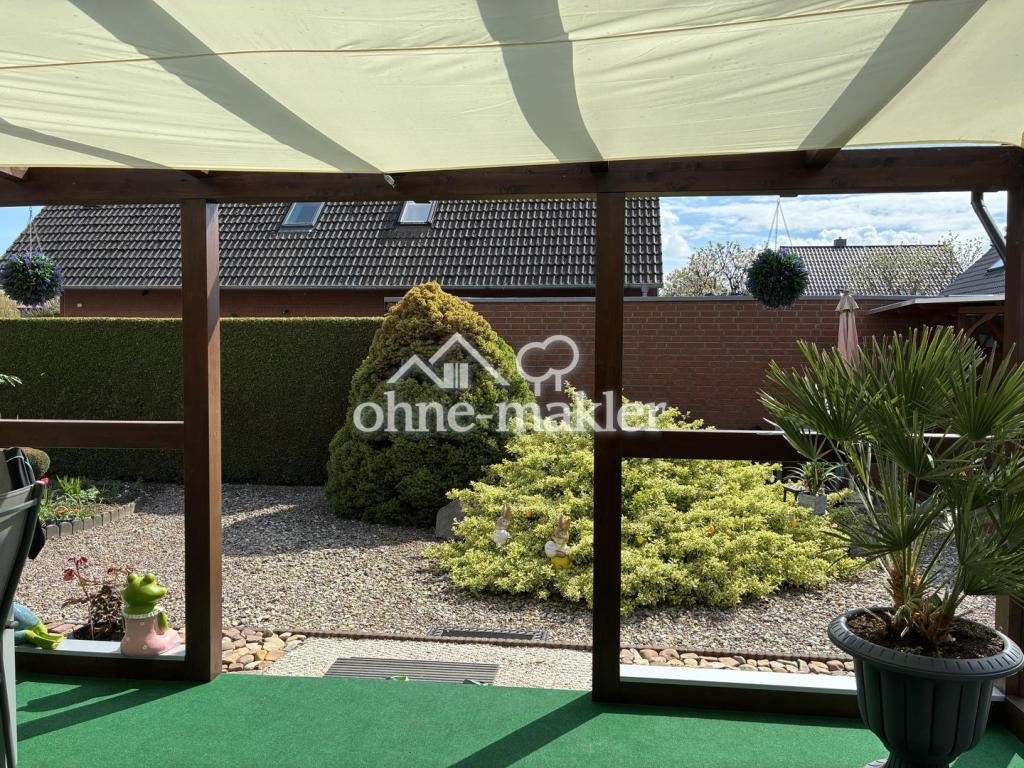 Blick von Terrasse in den Gart