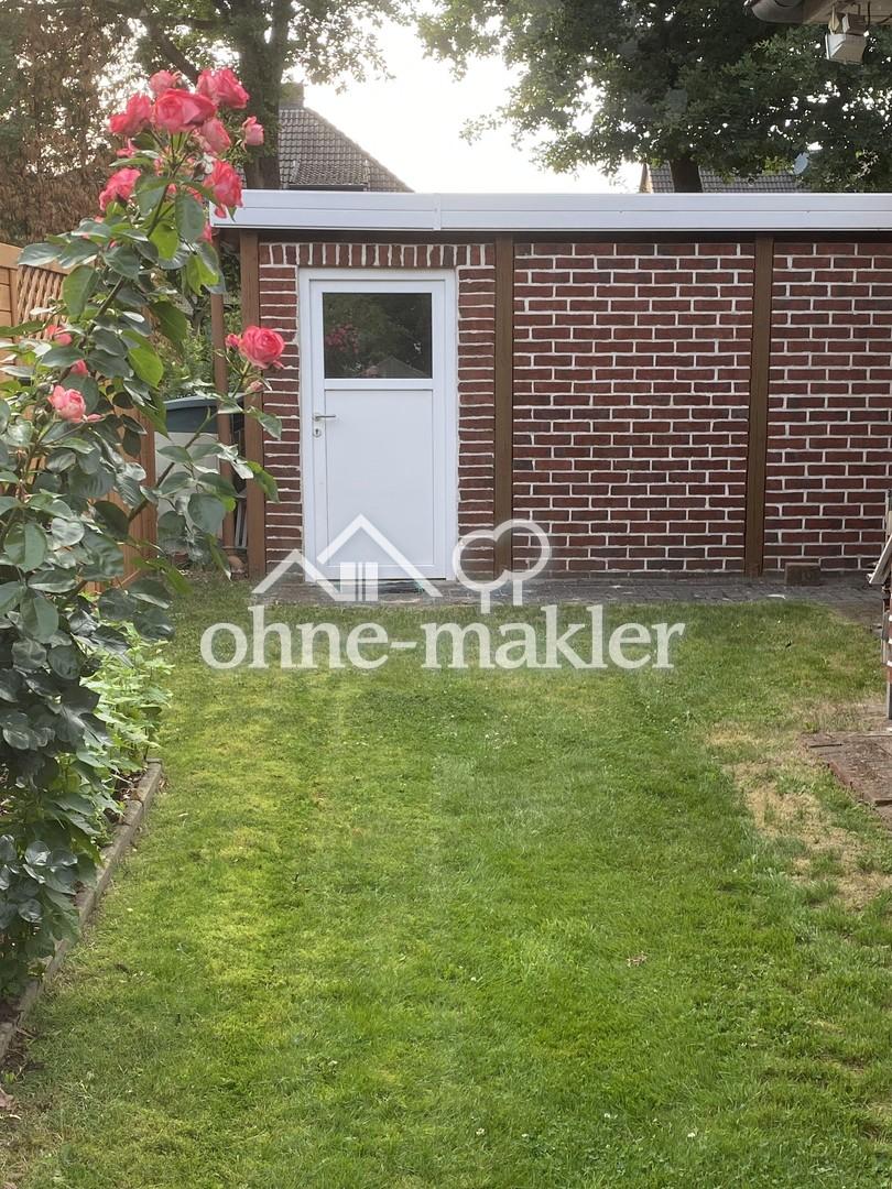 Garagenzugang vom Garten
