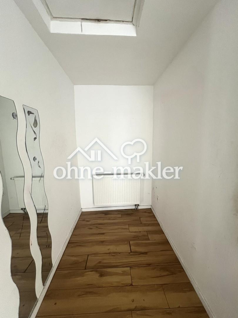 Garderobe OG