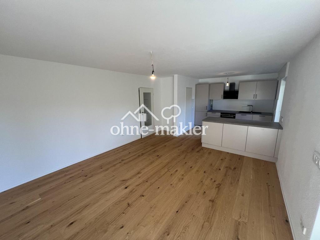Wohnzimmer/ Esszimmer