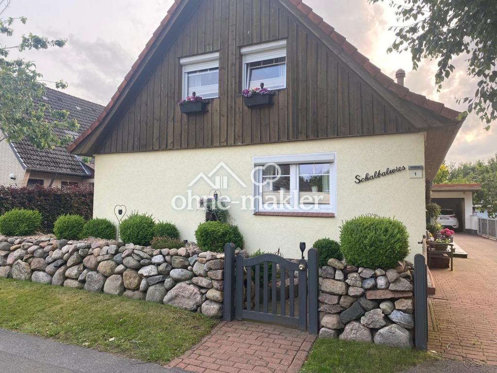 Haus Vorderansicht 