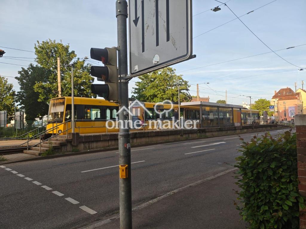 Neuwertige 2-Zi-Whg mit Terrasse, Garten, EBK und TG in Stuttgart - Photo 5