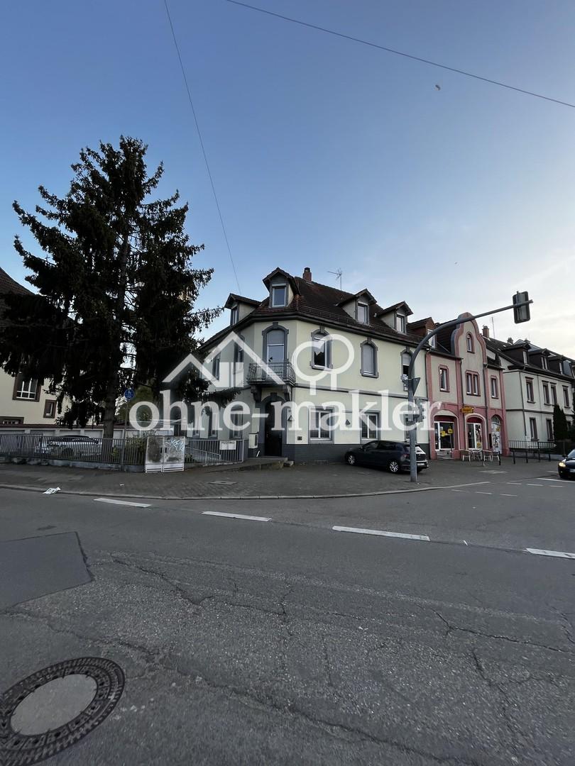 Stilvolles Wohnen über den Dächern der Stadt: Kernsaniertes Loft-Juwel mit Garage & Einbauküche - Photo 4