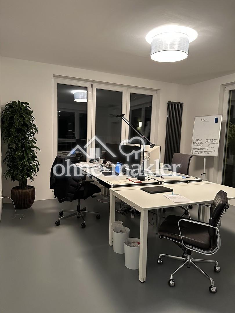 Arbeitszimmer