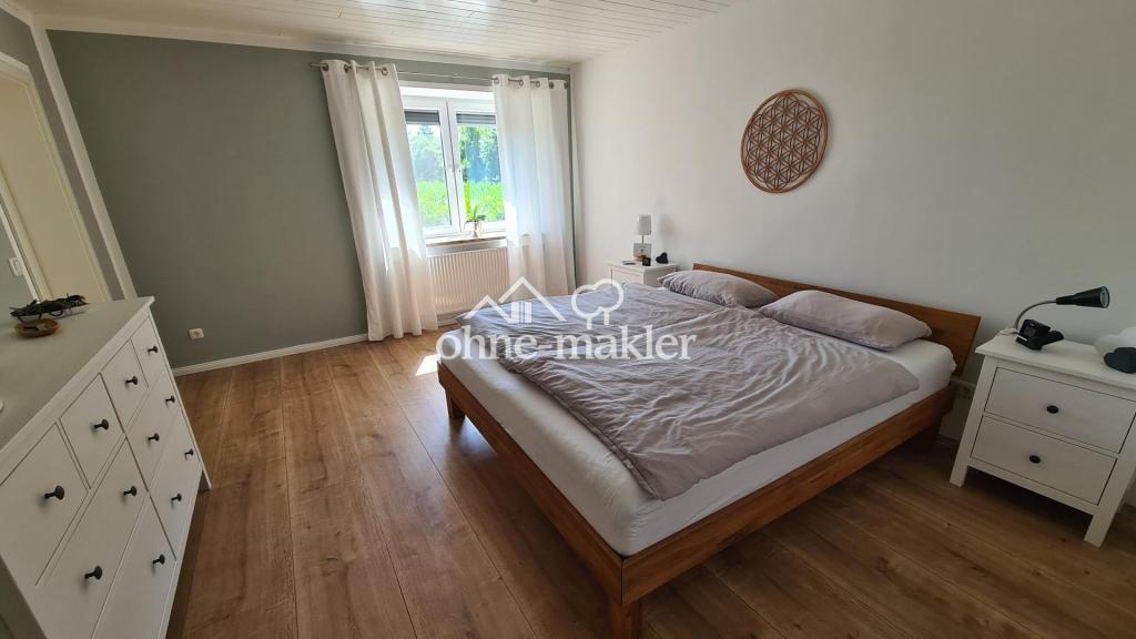 Schlafzimmer EG mit Bad