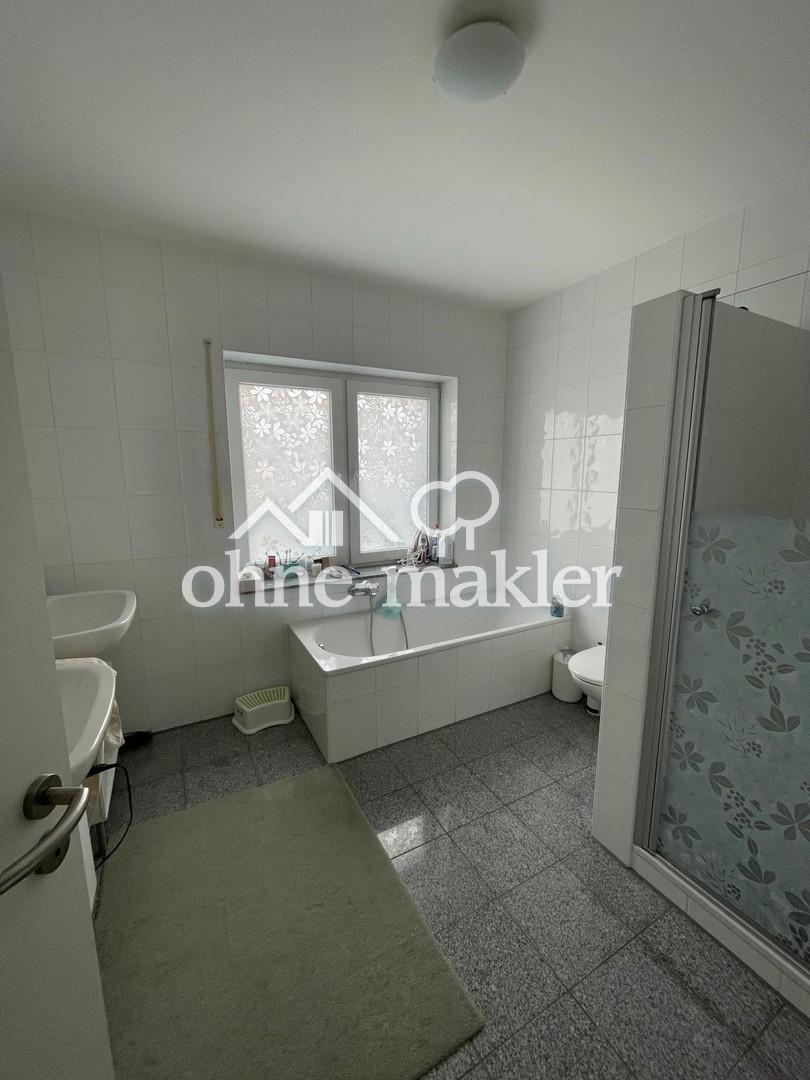 Badezimmer 1.OG