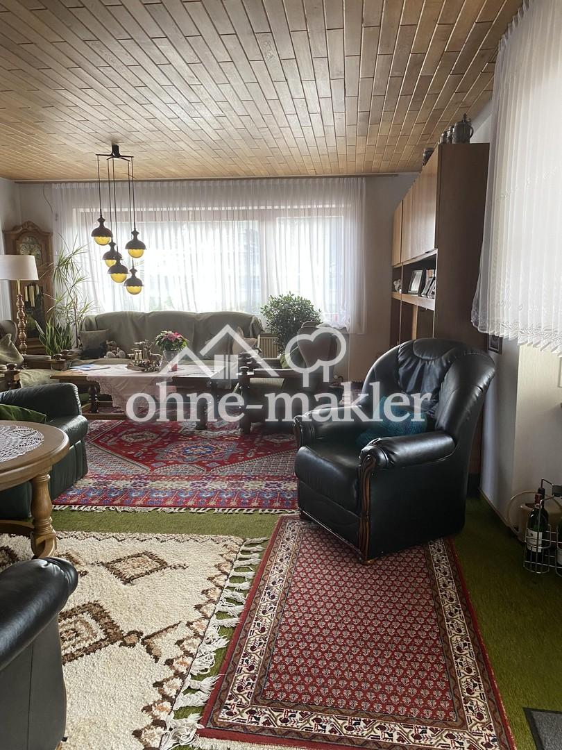 vom Esszimmer ins Wohnzimmer