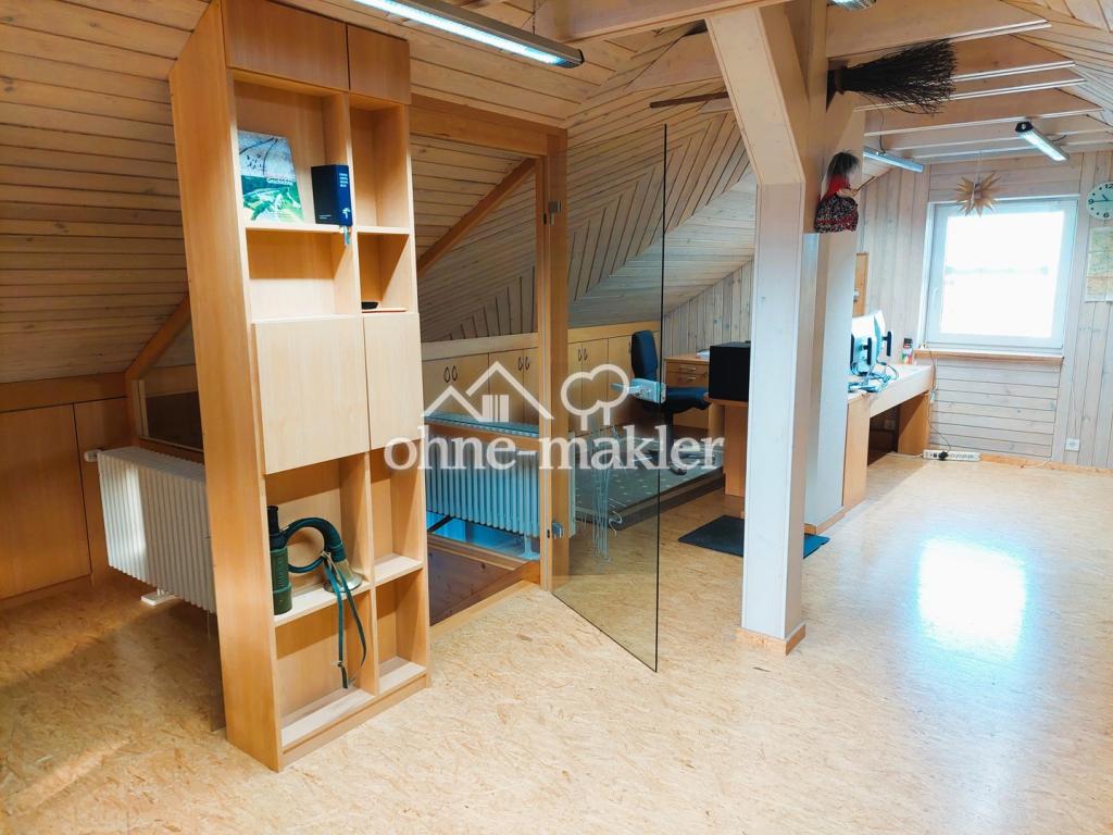 DG mit Arbeitszimmer