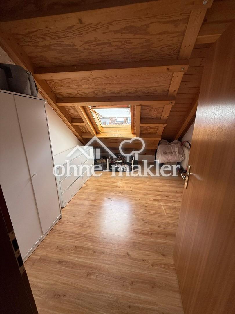 Büro/Kinderzimmer