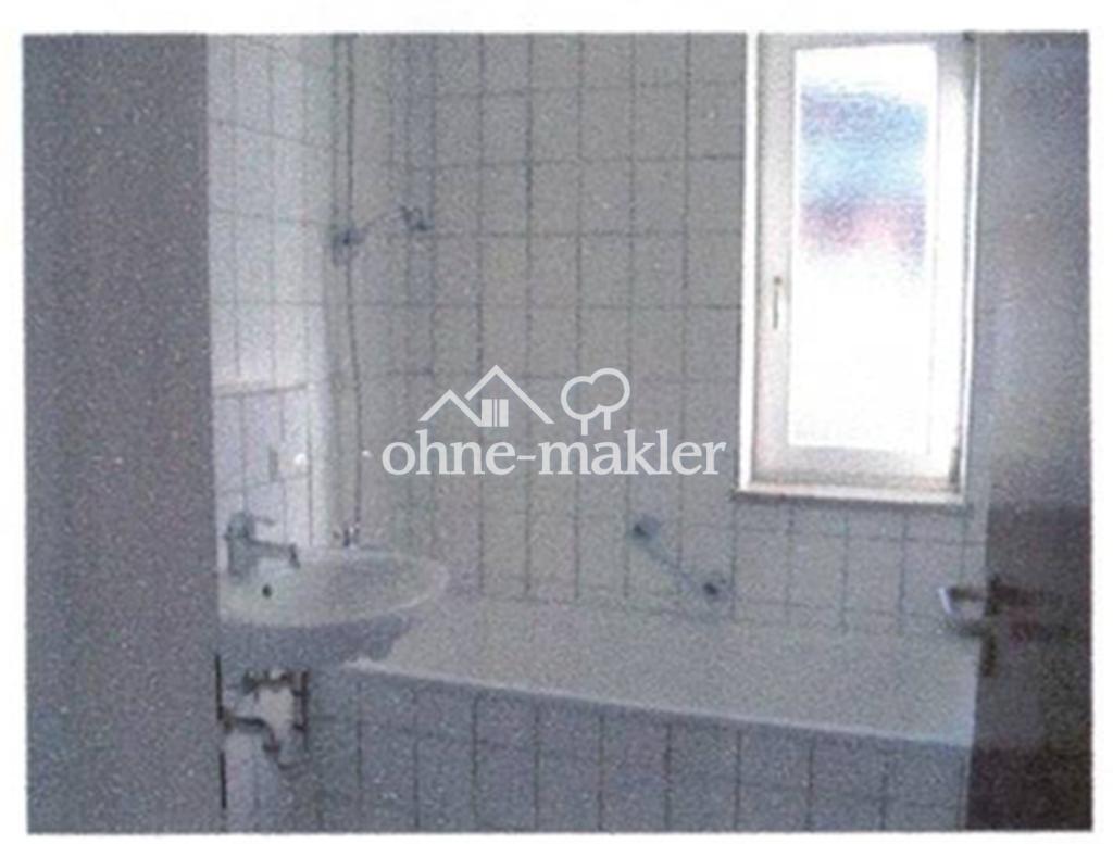 Bad mit Fenster