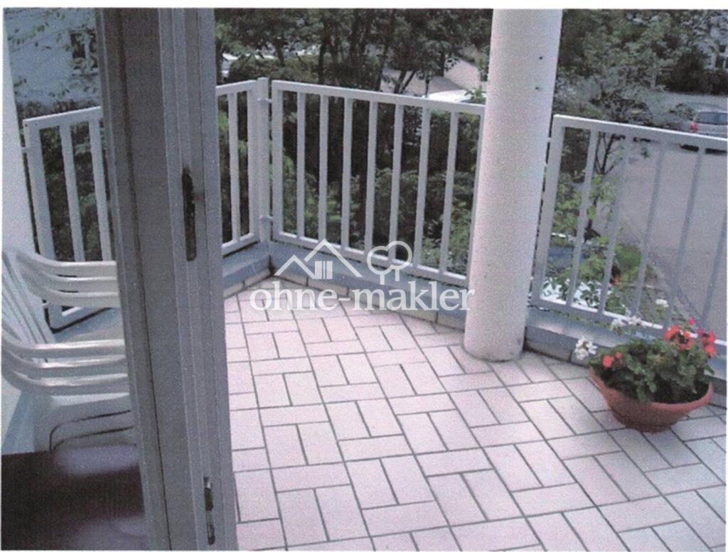Überdachter Balkon