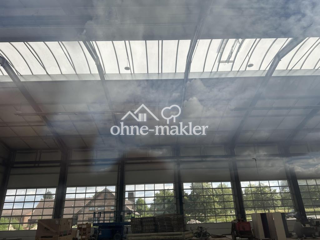 Lichtfirst Werkstatthalle