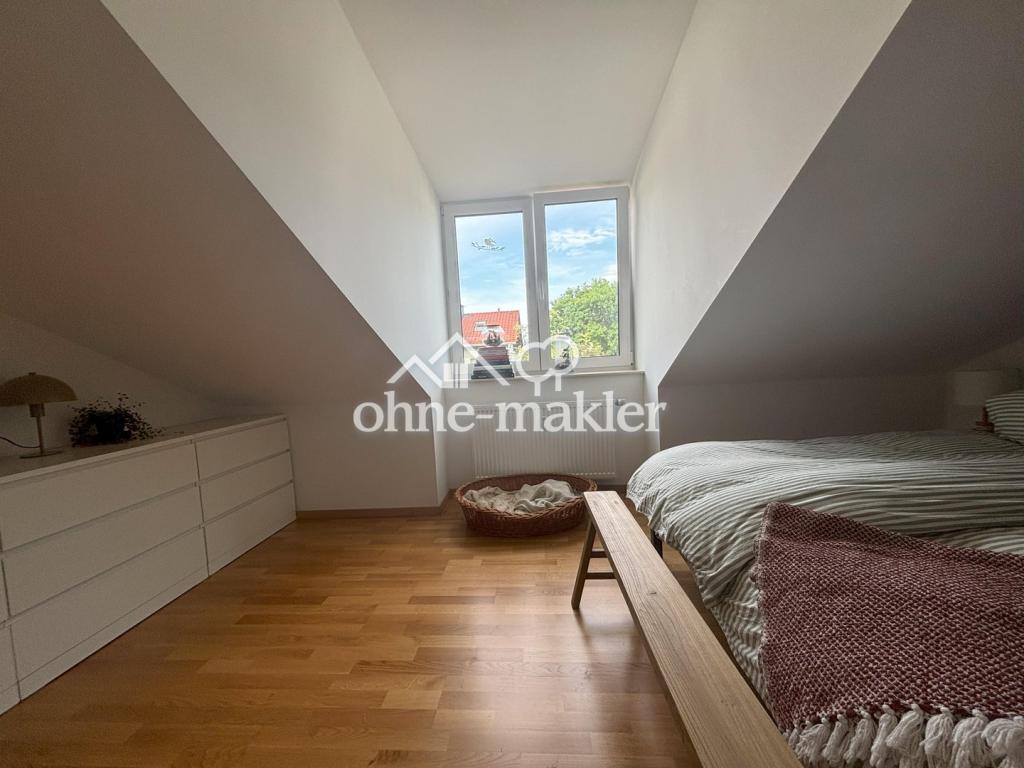 Schlafzimmer Bild 2