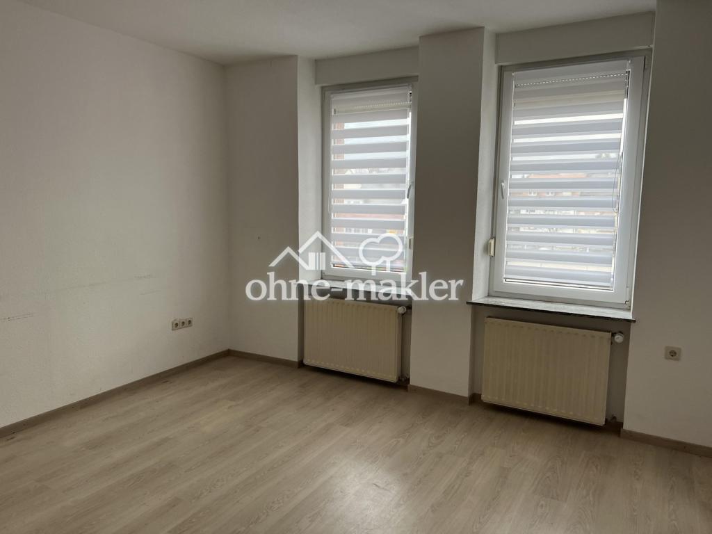 Schöne, großzügige 3-Zimmer-Wohnung in Pirmasens, zentral - Photo 1
