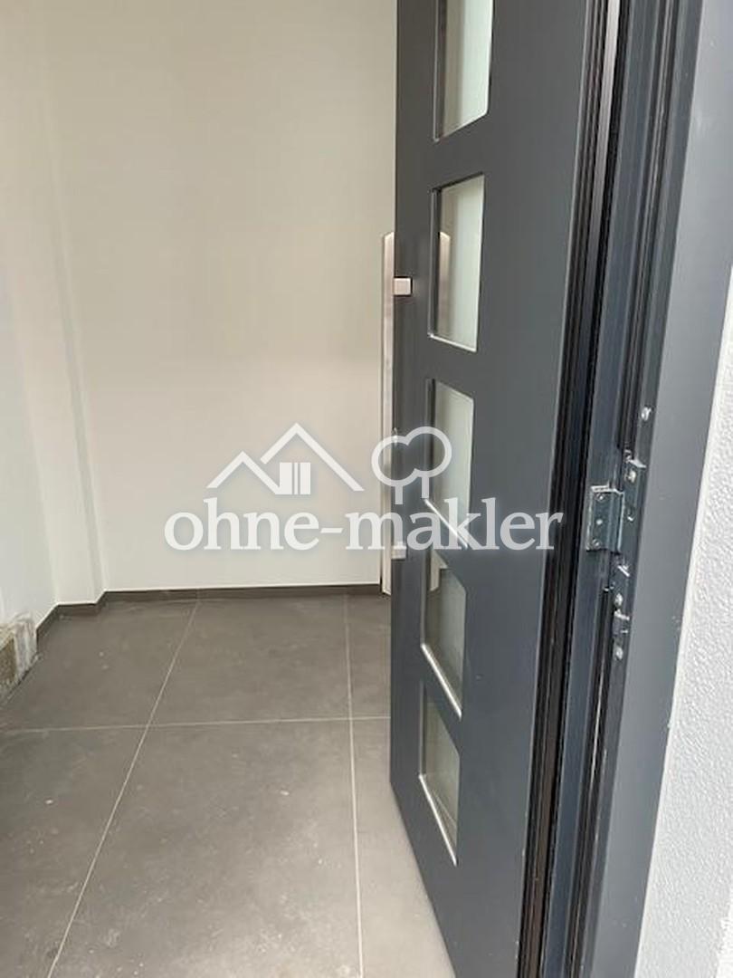 Eingang mit Garderobe