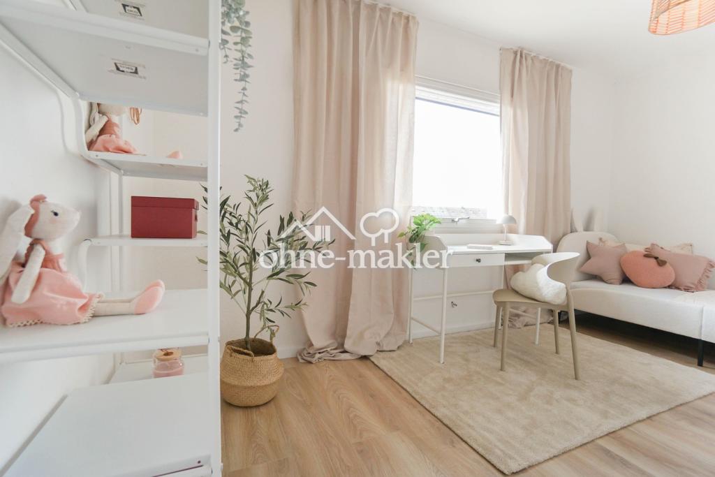 Kinderzimmer / Schlafzimmer 2 