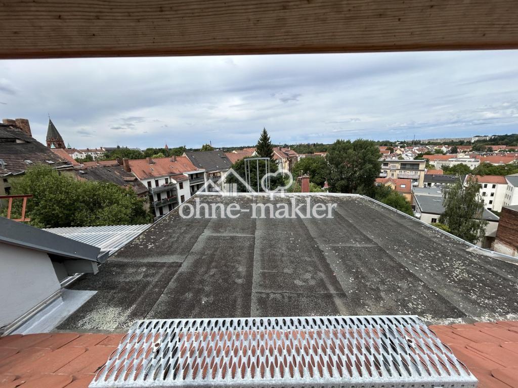 4-Raum DG-Appartment, offene EB-Küche & Panoramaterrasse - Photo 5