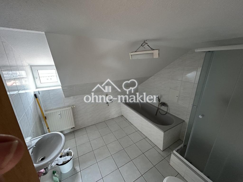 4-Raum DG-Appartment, offene EB-Küche & Panoramaterrasse - Foto 3