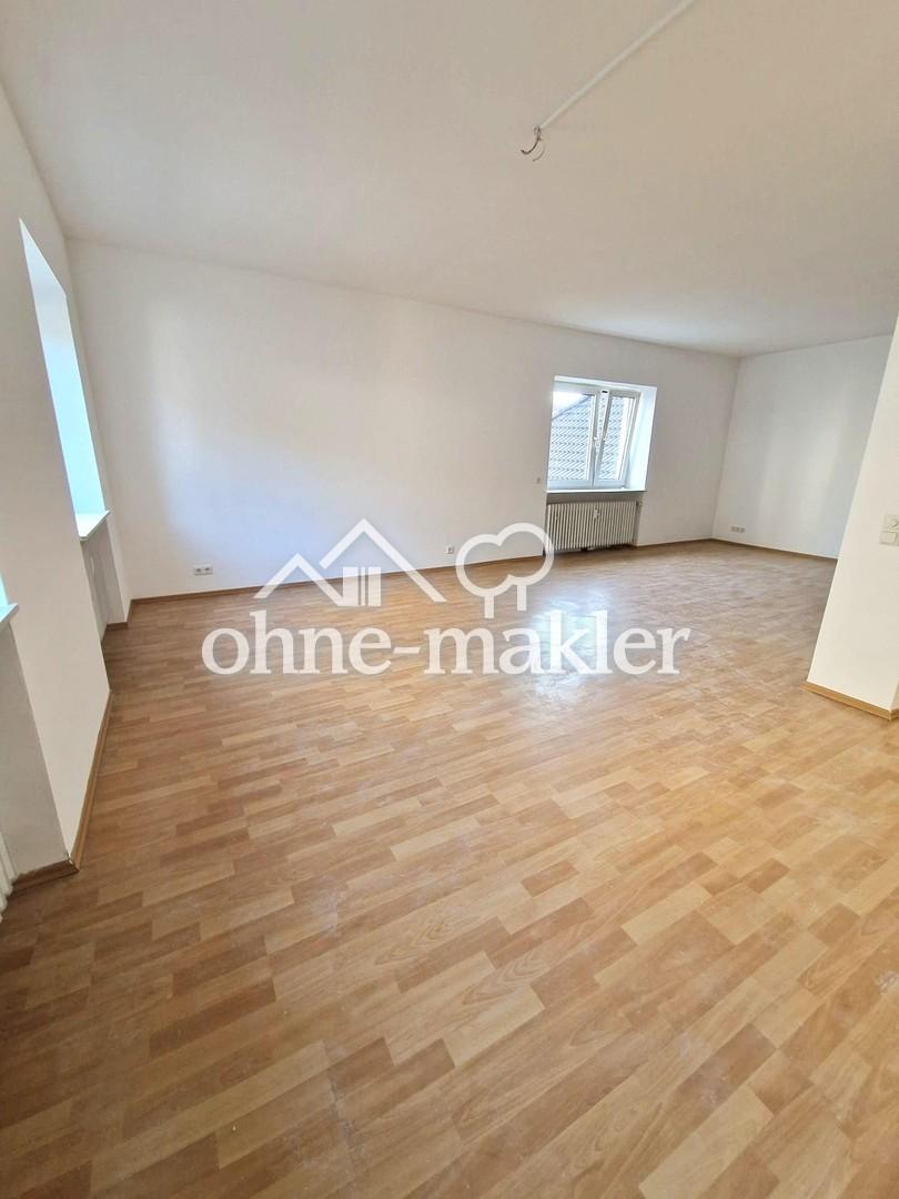 Großzügiges Wohn und Esszimmer