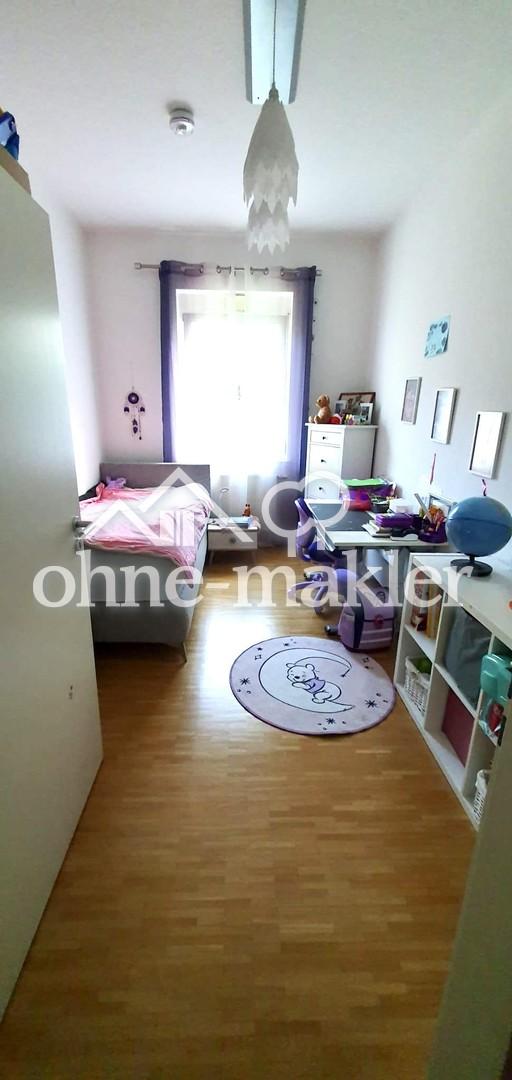 Kinder- oder Arbeitszimmer