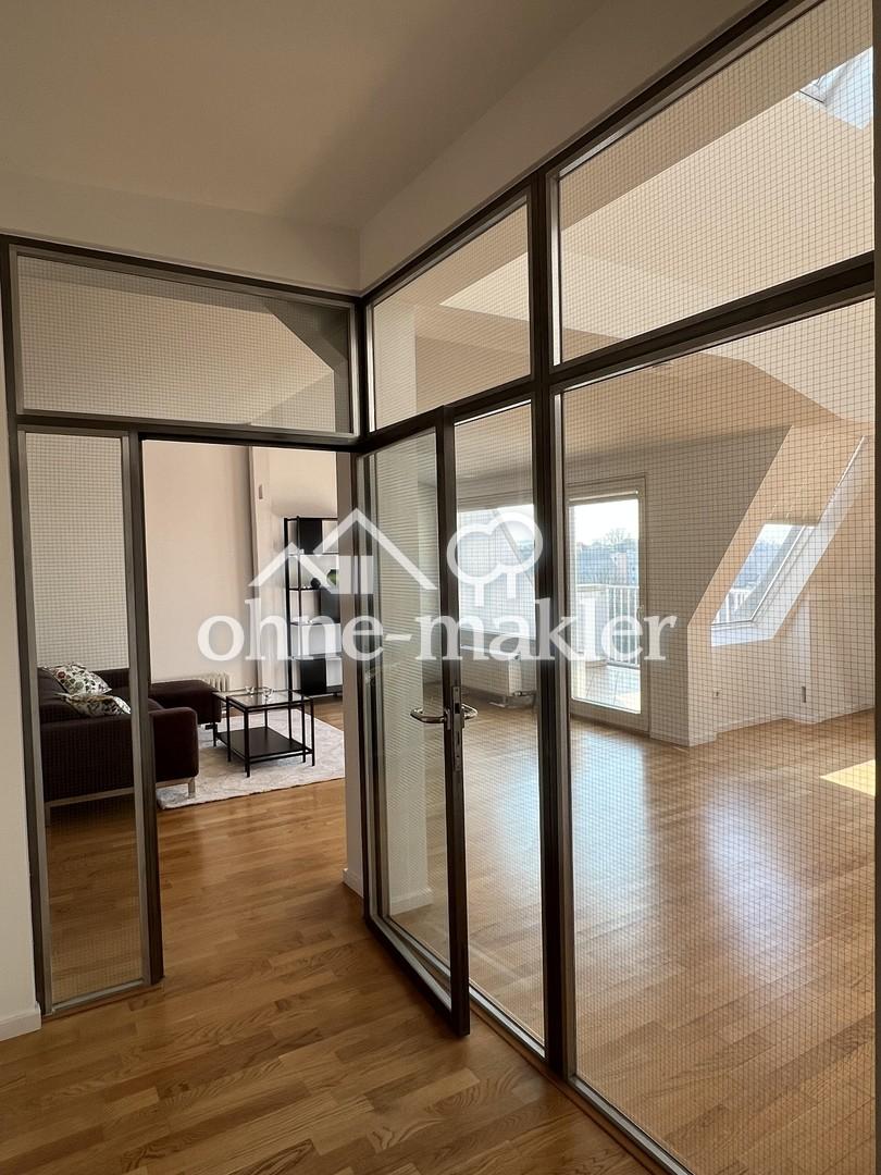 Blick vom Flur/Eingangsbereich