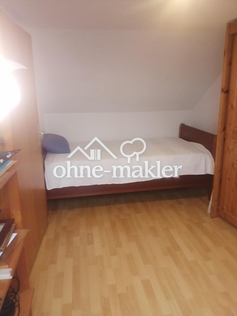 kleines Zimmer DG