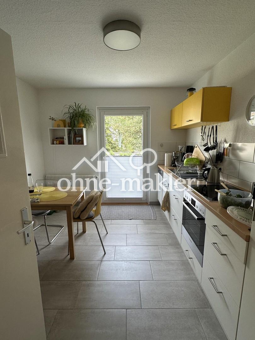 Küche mit Zugang Balkon