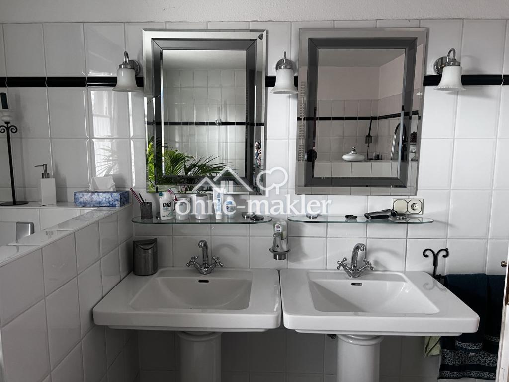 Badezimmer 1. OG