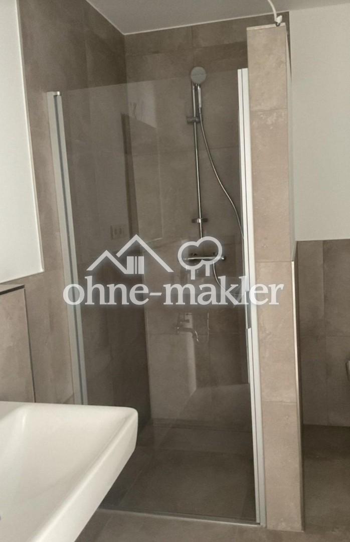 Moderne Single-Wohnung mit großem Balkon - Photo 2