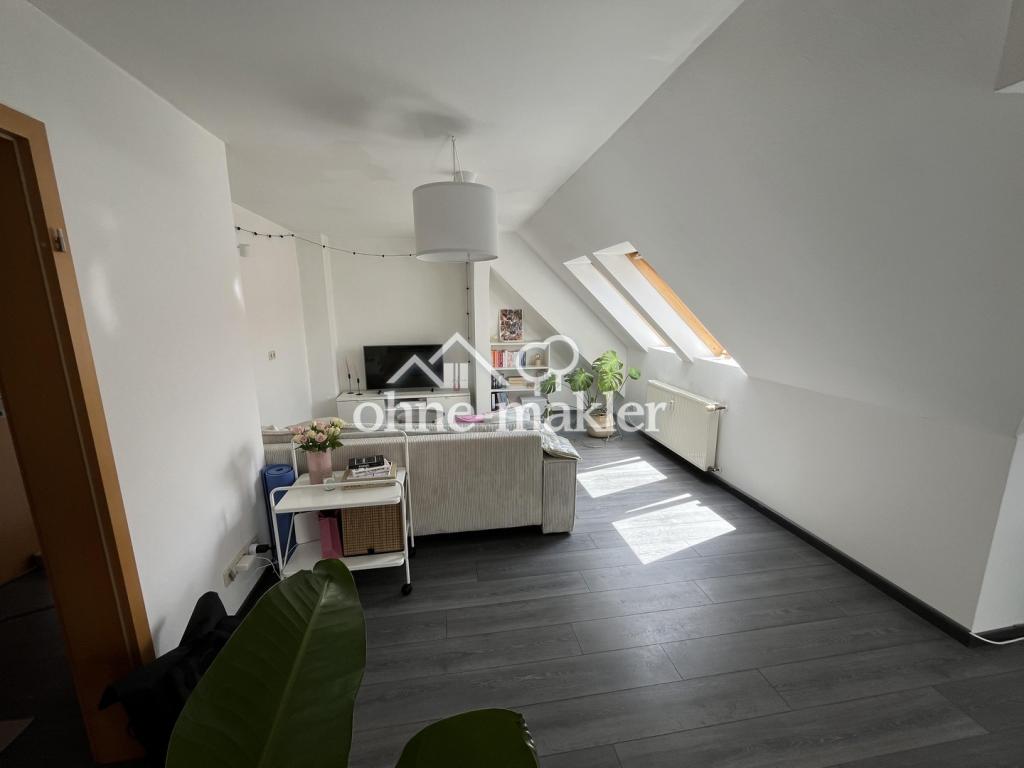 Möblierte 2-Zimmer-Maisonettewohnung in zentraler, ruhiger Lage von Erfurt - Photo 1