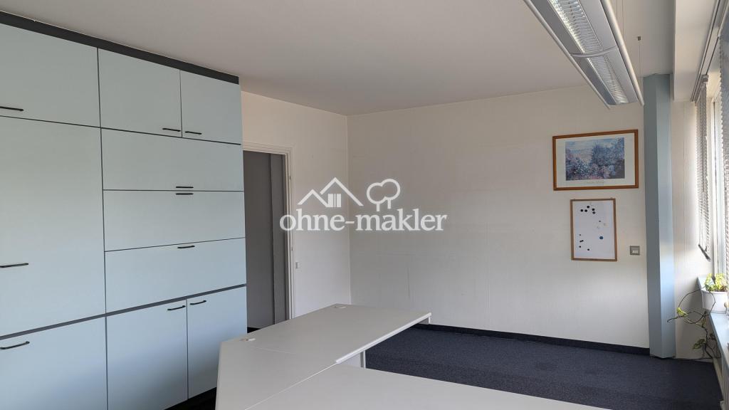 Bürofläche EG/Einbauschrank