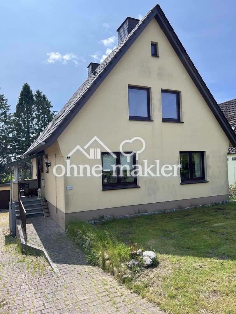 Eingang aus Straßensicht