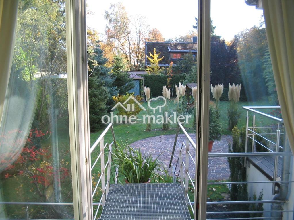 ELW. Fenster zum Garten