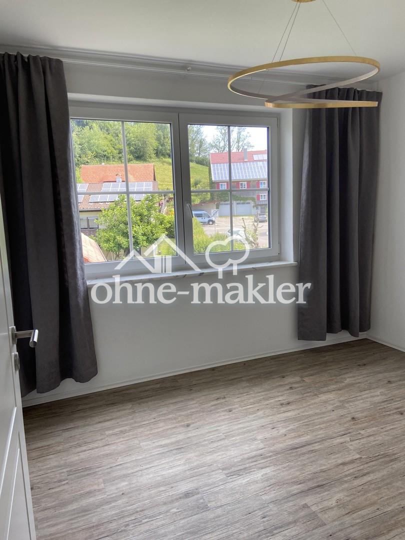 Arbeits-oder Kinderzimmer