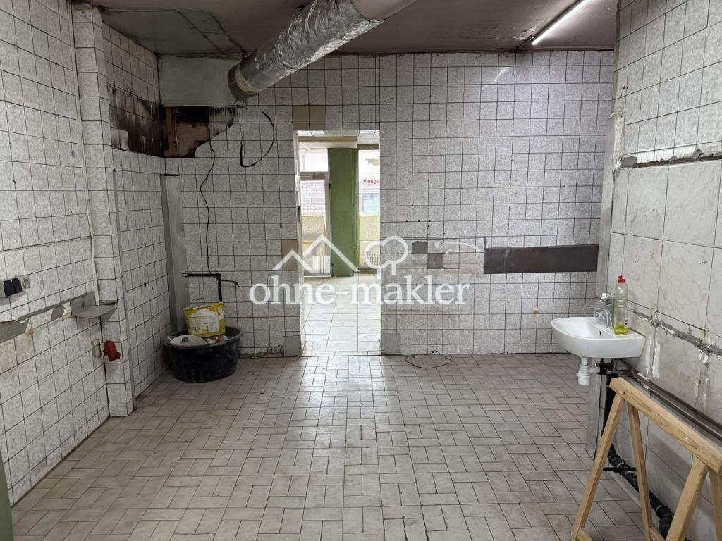 Ehemalige Küche - Tür