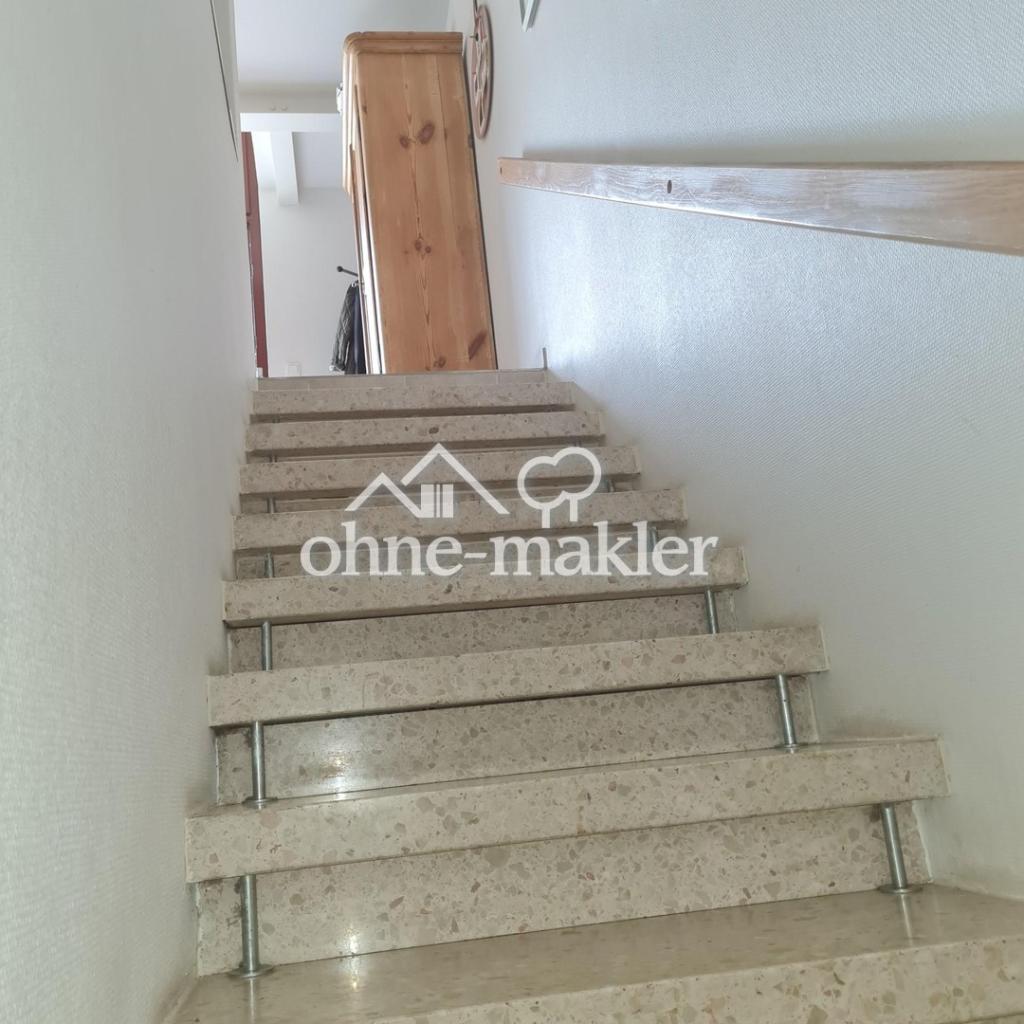 Innen-Treppe