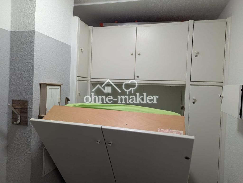 Schrankbett Flur offen